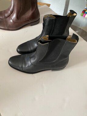 Vintage L.L.Bean Black Ankle Paddock Boots with Zipper 8.5